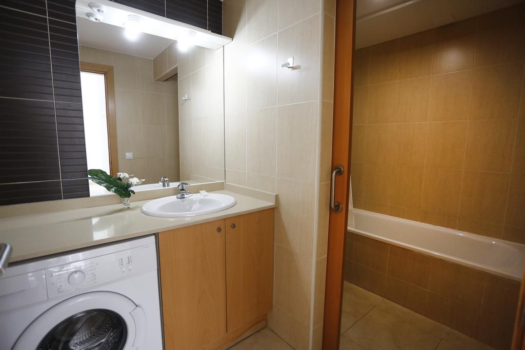 Apartaments Claudia Reus Esterno foto