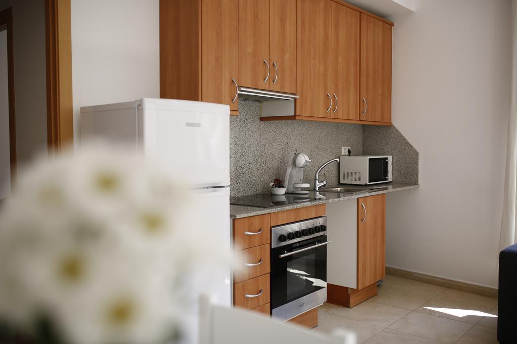 Apartaments Claudia Reus Esterno foto